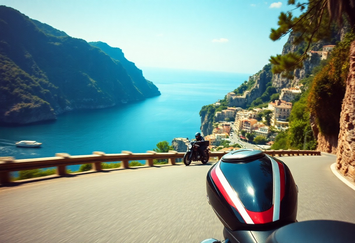 In moto sulla costa amalfitana tra curve panoramiche e borghi storici. Percorso completo tra Amalfi, Positano e Ravello, con suggerimenti per vivere il fascino della Campania su due ruote. 5